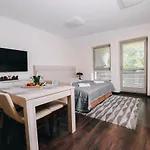 Apartment Resident-3 By Interhome Harrachov