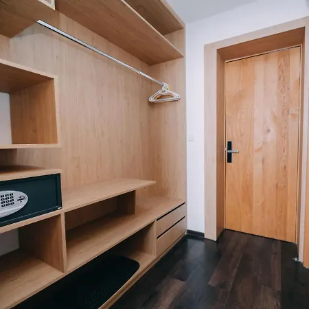 Resident By Interhome